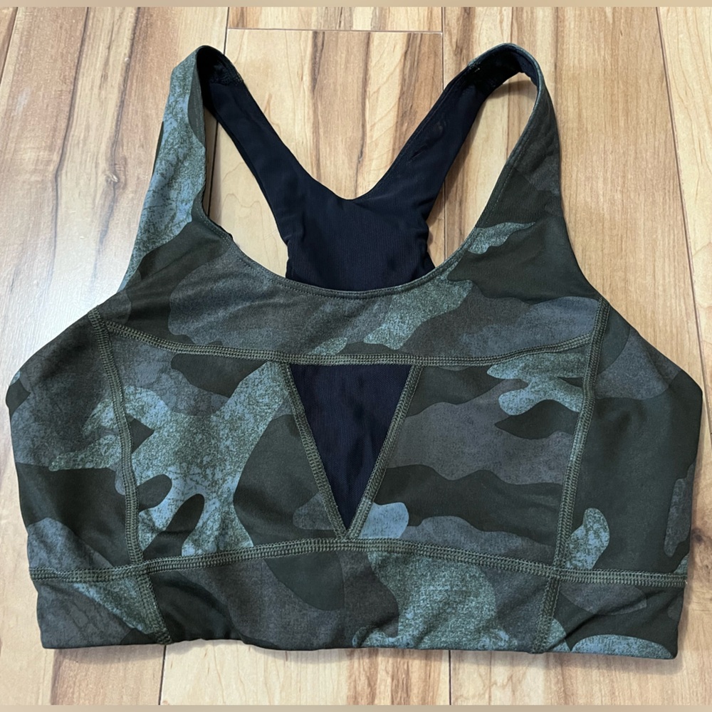 THE NORTH FACE Stow-N-Go Sports Bra Flash Dry Women’s Small Racerback Green Camo